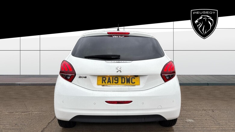 Peugeot 208 1.2 PureTech 82 Tech Edition 5dr [Start Stop] Petrol Hatchback